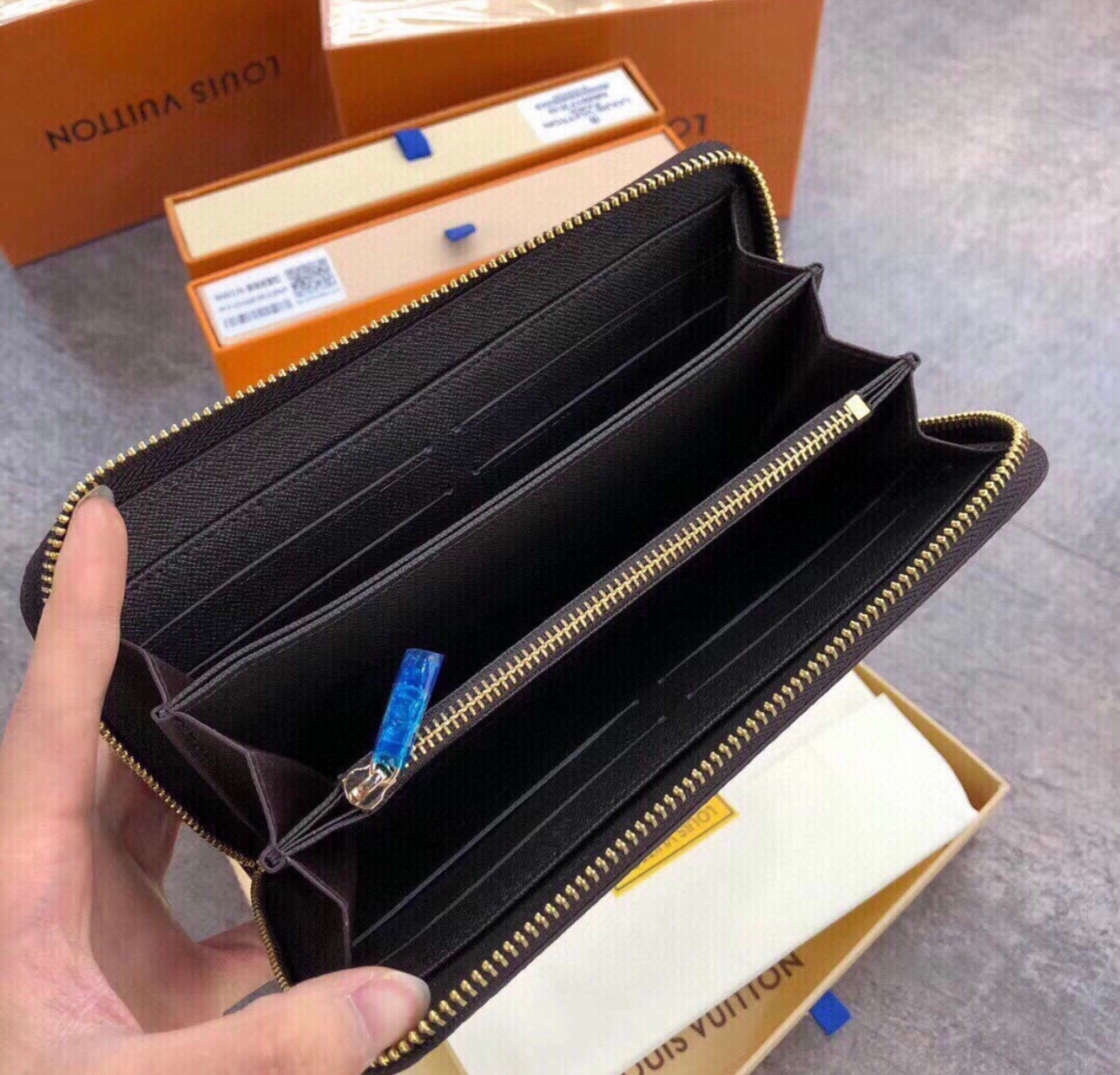 LV Zippy wallet